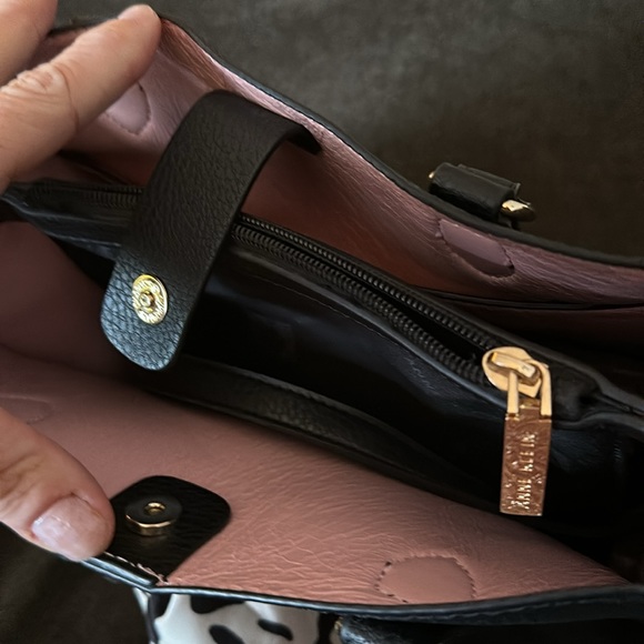 Anne Klein Hand Bag - Picture 2 of 3